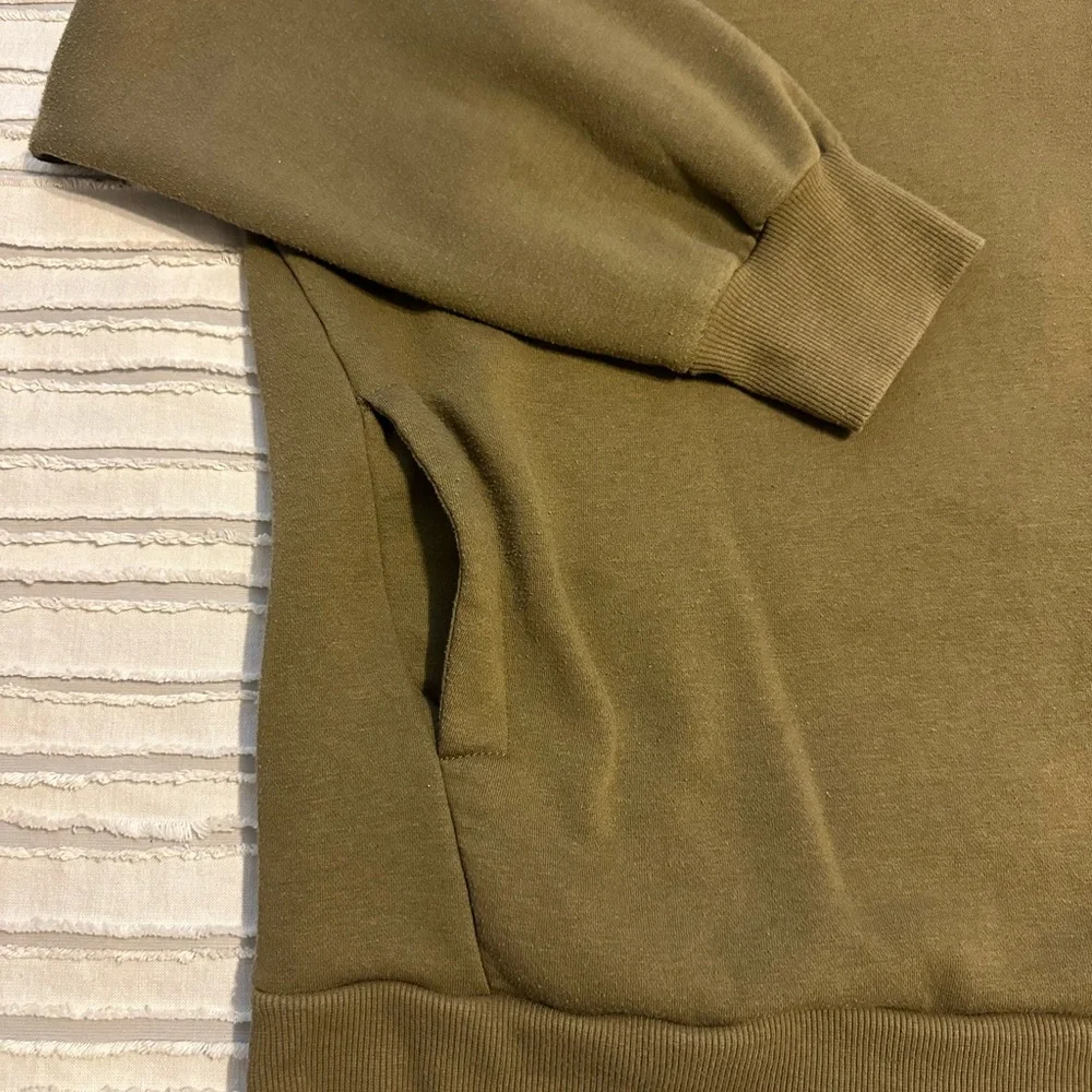 Zenana Outfitters Olive Fleece 2PC Sweatshirt and Pants Set - Picture 9 of 12